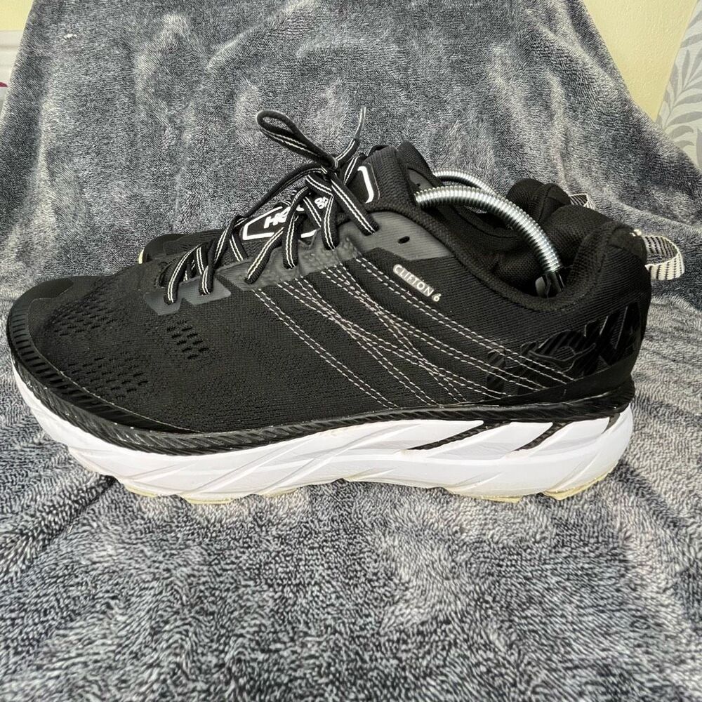 Hoka One One Men Clifton 6  Black Running Shoes Lace Up Size13 2 E